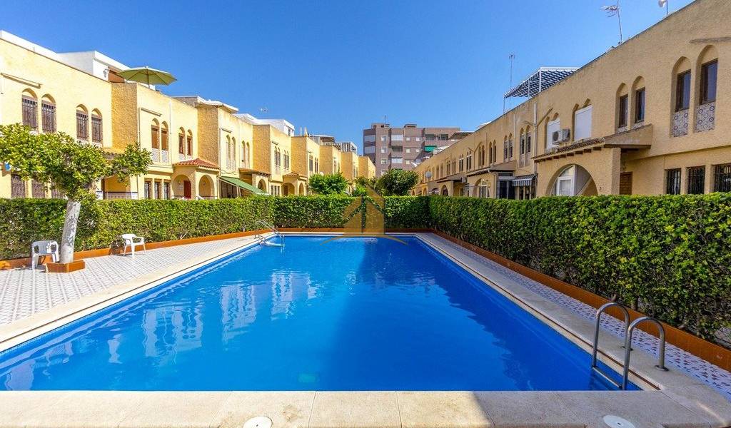Apartament - Wtórny - Torrevieja - La Mata