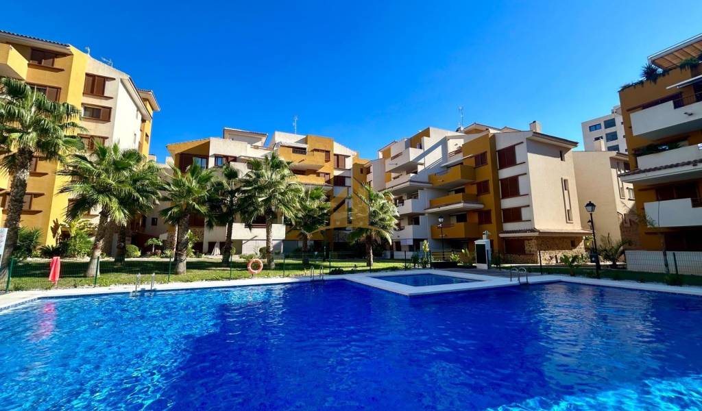 Apartament - Wtórny - Torrevieja - Punta prima