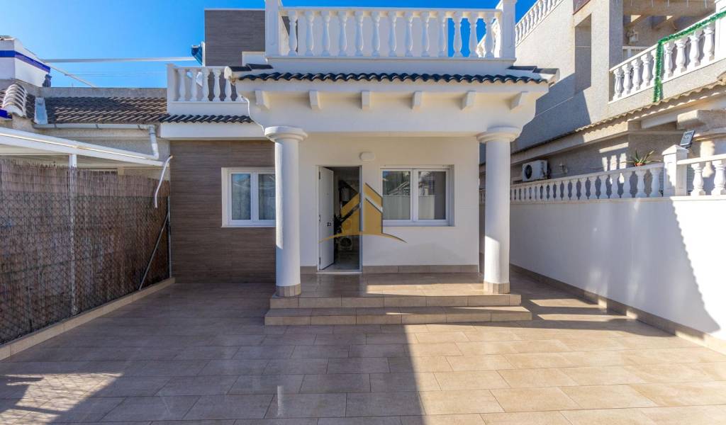 Chalet - Venta - Torrevieja - El chaparral