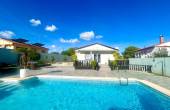 Venta - Chalet - Pilar de la Horadada - Pinar de Campoverde