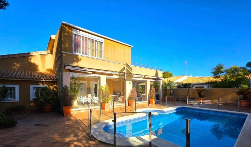 Villa - Sale - Dehesa de campoamor - Campoamor