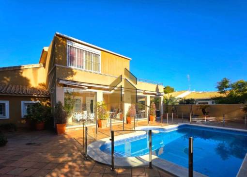 Villa - Sale - Dehesa de campoamor - Campoamor
